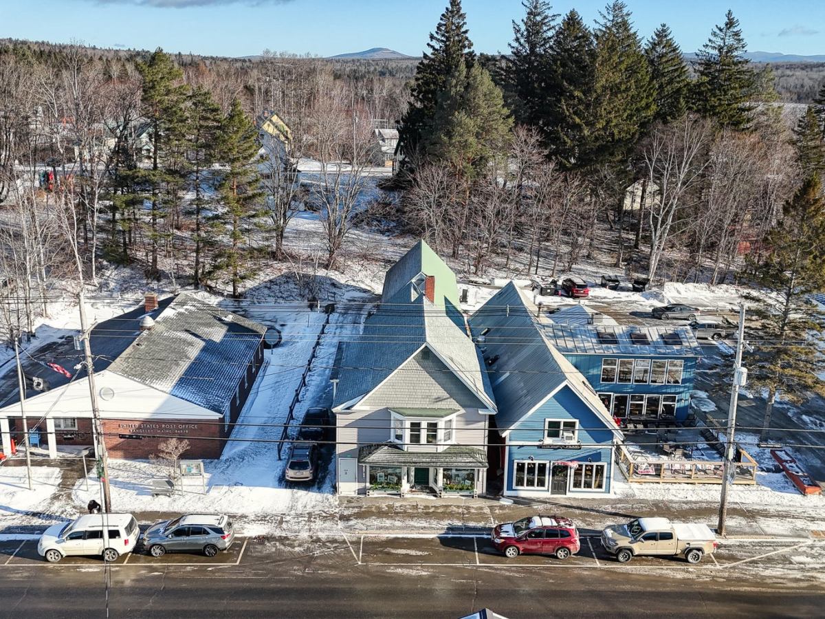 2513 Main Street, Rangeley, ME&nbsp;04970